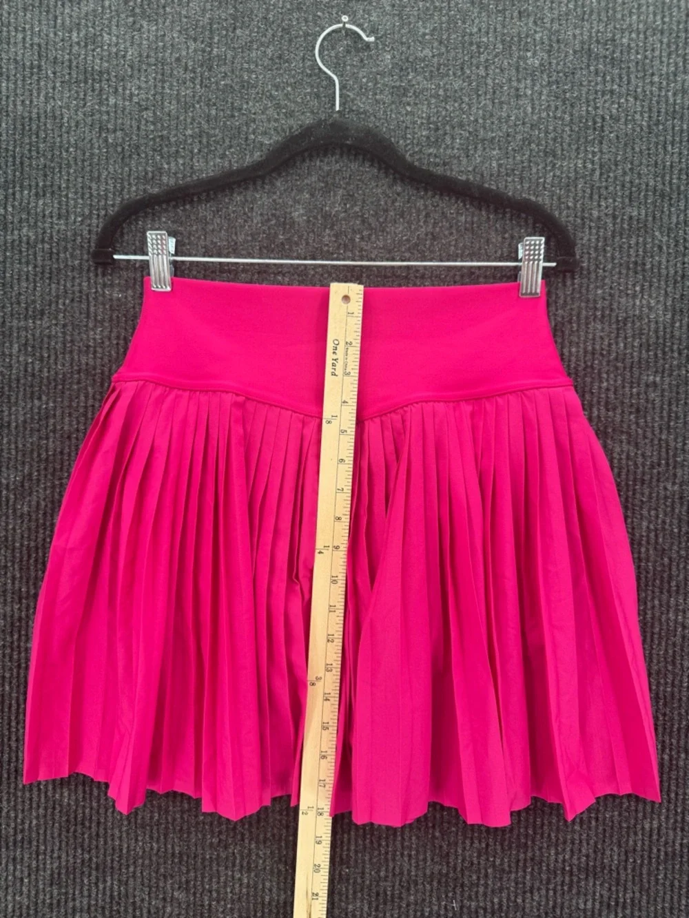 Alo Yoga Grand Slam Tennis Skirt - Magenta Crush Size Large